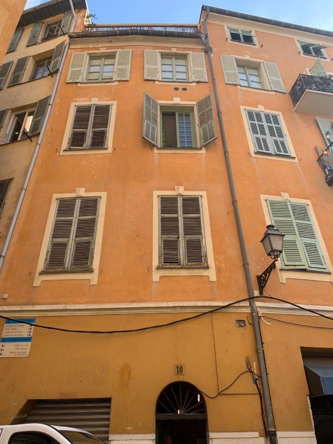 Apartment 33 On The Old Historic Senate Square Ница Екстериор снимка
