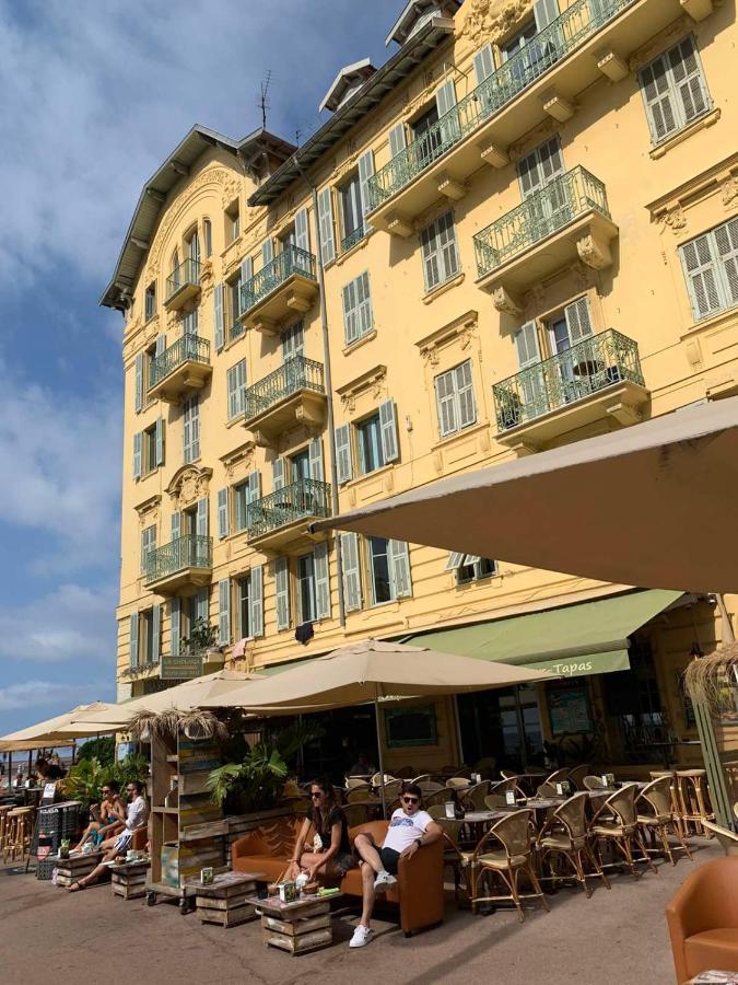 Apartment 33 On The Old Historic Senate Square Ница Екстериор снимка